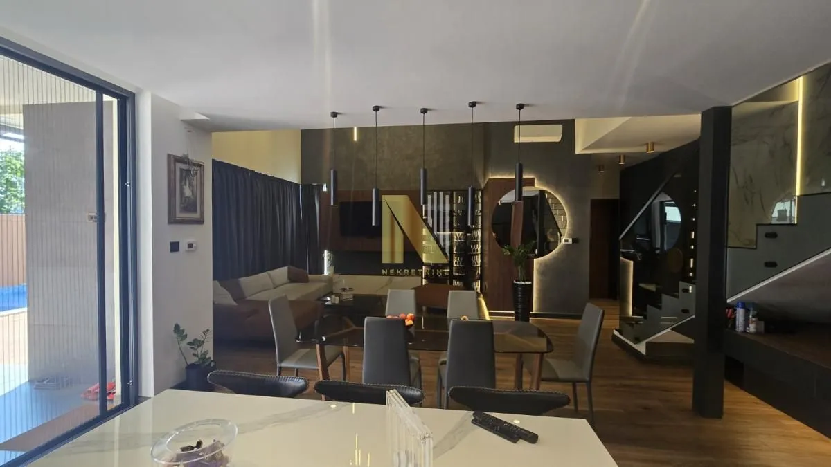 Prodaja, kuća, 183m², Veternička rampa, Novi Sad Sve Podlokacije