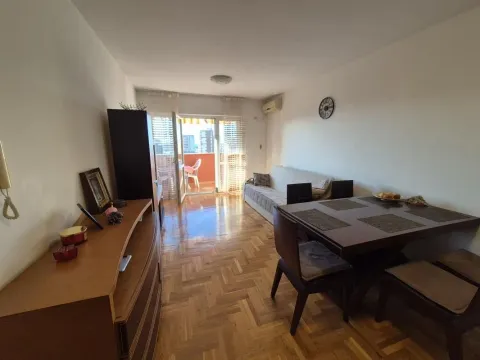 Sale, one bedroom apartment, 53m², Bar, Crna Gora - image 2