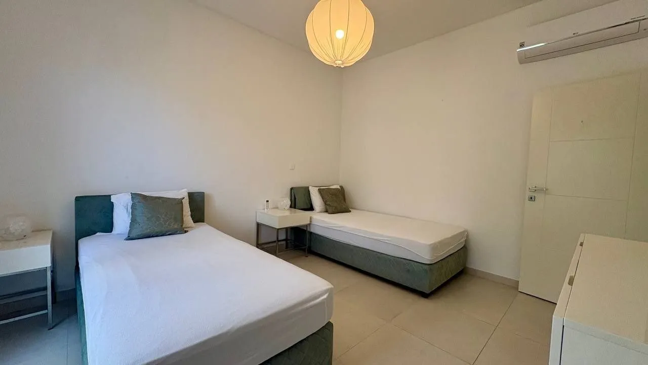 Rent, two bedroom apartment, 100m², Tivat, Crna Gora
