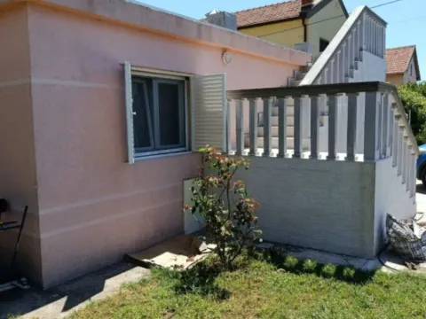 Sale, house, 90m², Sutomore, Bar