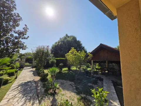 Prodaja, kuća, 149m², Podgorica, Crna Gora - image 26