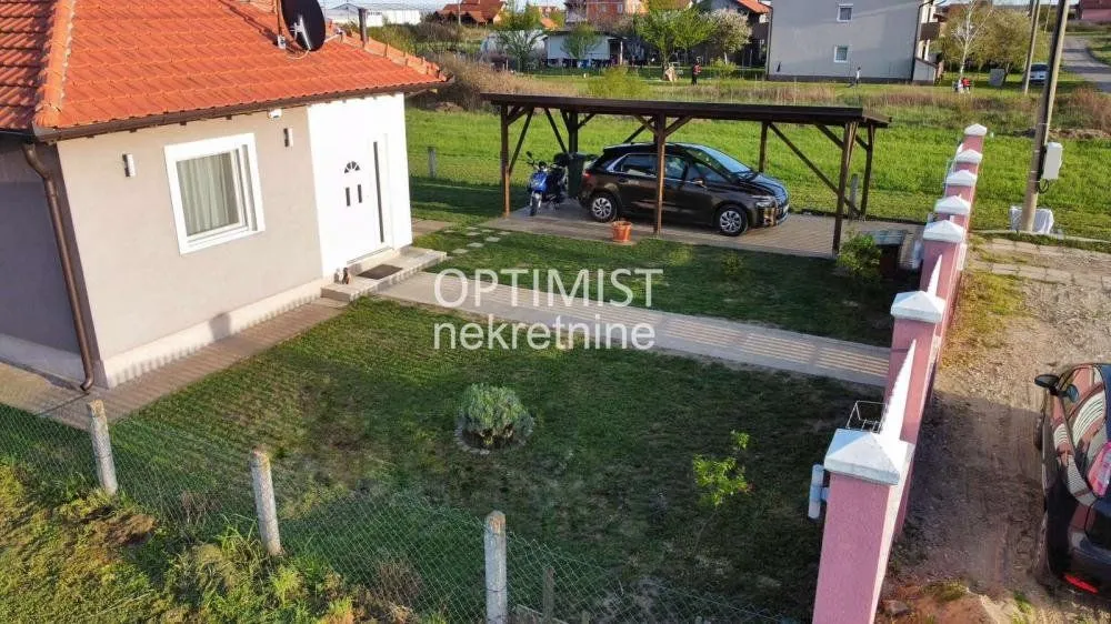 Prodaja, kuća, 110m², Zemun Ugrinovci, Zemun Sve Podlokacije