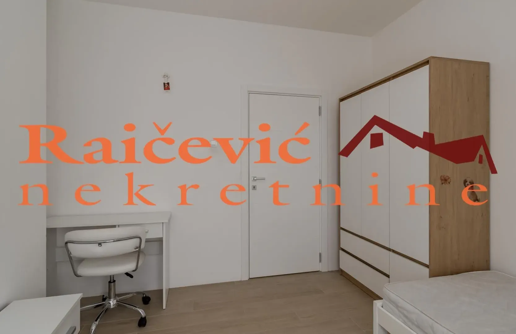 Prodaja, četvorosoban stan, 145m², Savski Venac, Beograd