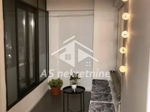 Izdavanje, trosoban stan, 90m², Novi Beograd Sve Podlokacije, Beograd - image 11