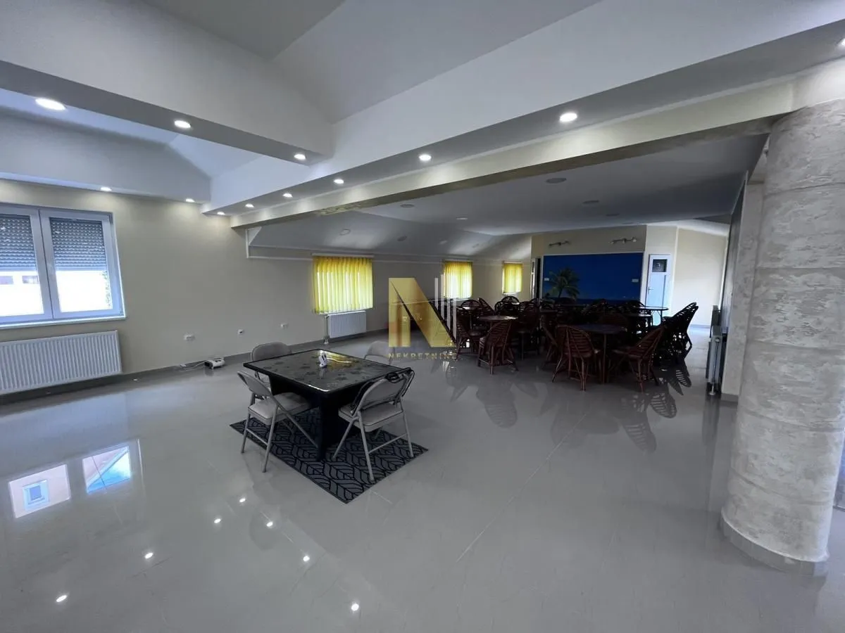Rent, office space, 200m², Kać, Novi Sad Sve Podlokacije