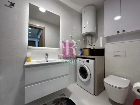 Izdavanje, dvosoban stan, 70m², Master Kvart, Podgorica - image 9