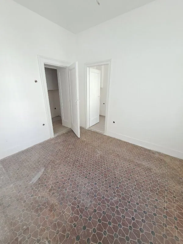 Prodaja, trosoban stan, 78m², Skadarlija, Beograd