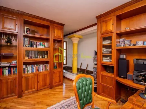 Sale, house, 750m², Pod Goricom, Podgorica - image 16