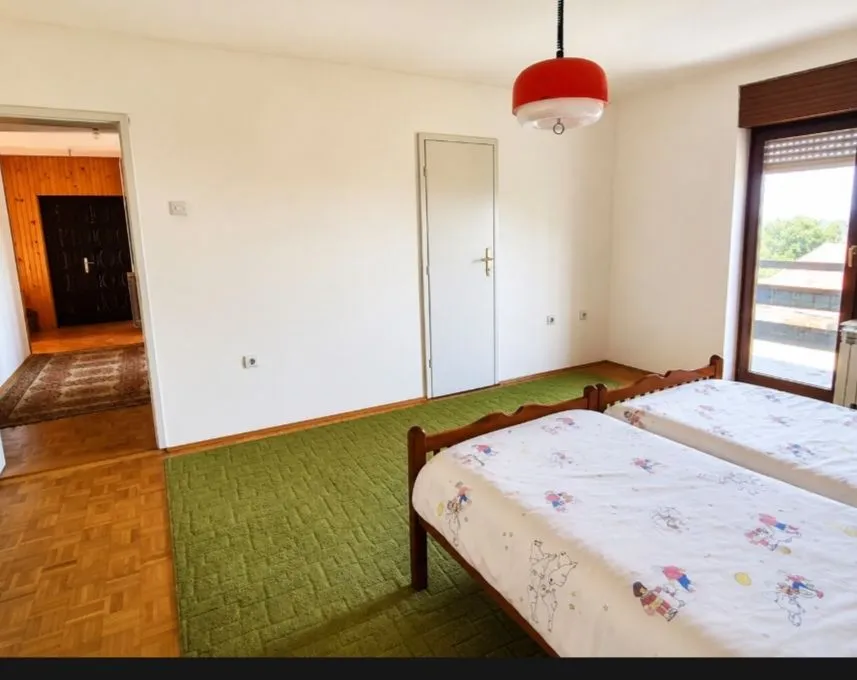 Sale, house, 260m², Centar, Loznica