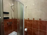 Izdavanje, trosoban stan, 130m², Centar, Tivat - image 13