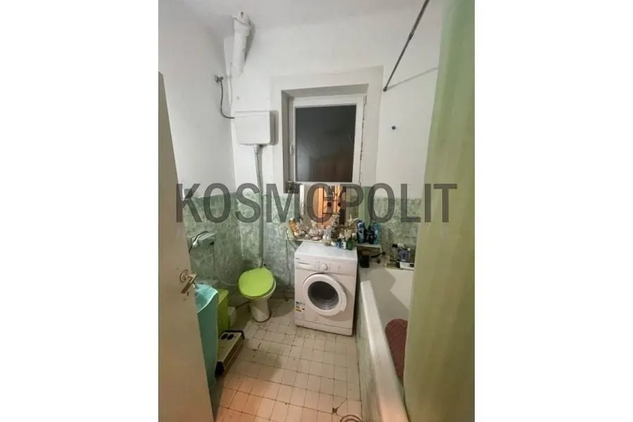 Prodaja, četvorosoban stan, 97m², Stari Grad, Beograd