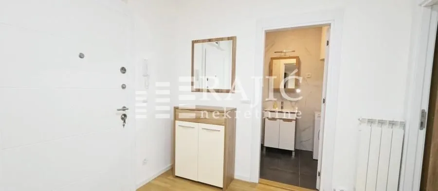 Rent, three bedroom apartment, 68m², Višnjica, Palilula Sve Podlokacije