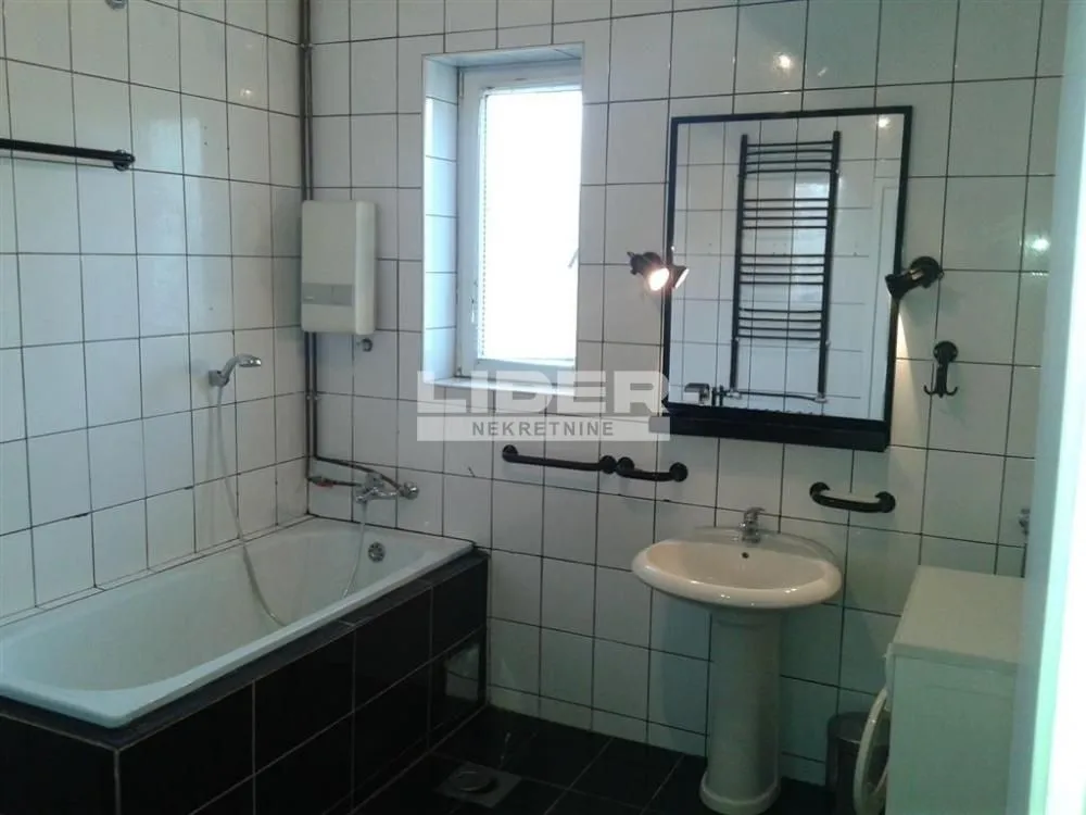 Rent, three bedroom apartment, 106m², Banovo Brdo, Beograd