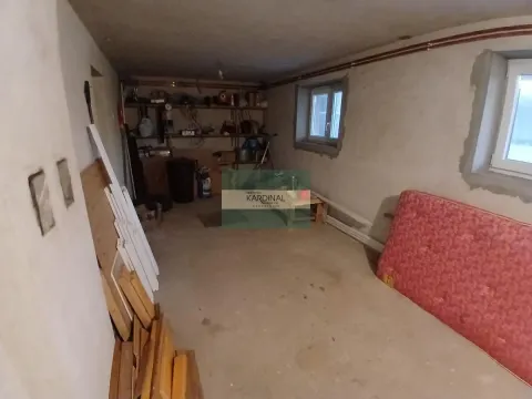 Prodaja, kuća, 379m², Trnava, Jagodina - image 73