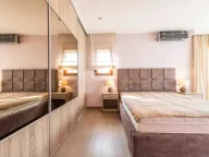 Prodaja, trosoban stan, 215m², Centar, Budva - image 18