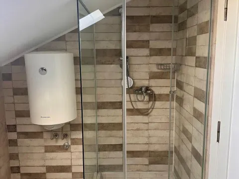 Izdavanje, dvosoban stan, 85m², Seljanovo, Tivat - image 7