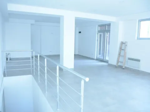 Sale, office space, 117m², Zvezdara Sve Podlokacije, Beograd - image 2