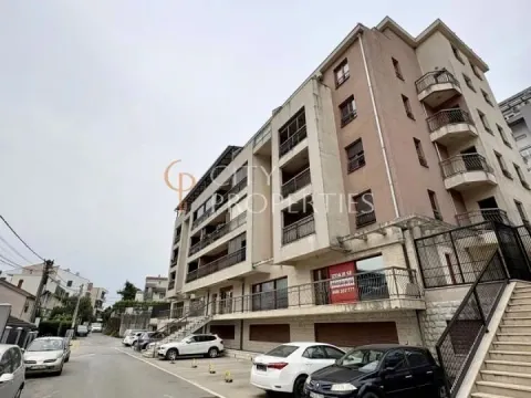 Izdavanje, stan, 85m², Momišići, Podgorica - image 12