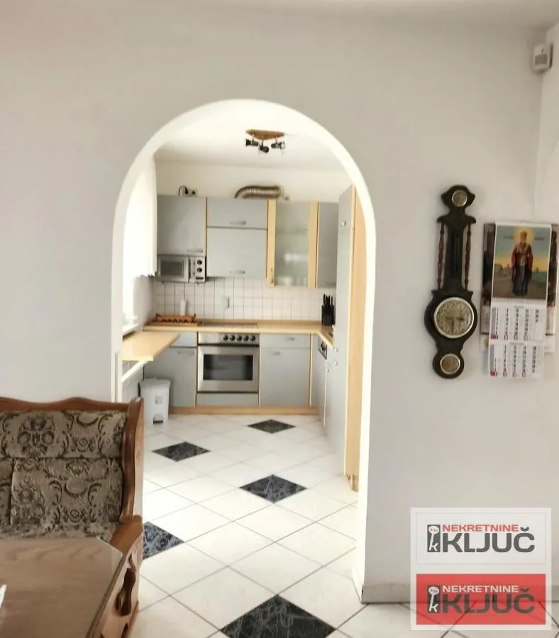 Izdavanje, kuća, 120m², Sremska Kamenica, Petrovaradin