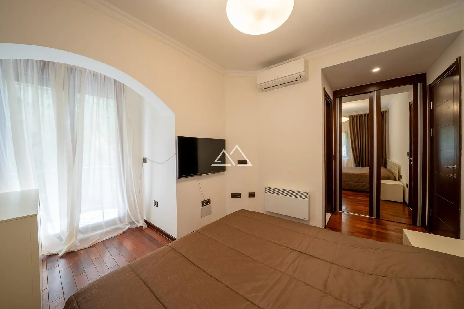 Sale, two bedroom apartment, 86m², Petrovac, Budva