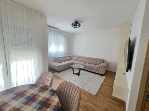 Rent, two bedroom apartment, 65m², Pobrežje, Podgorica - image 3