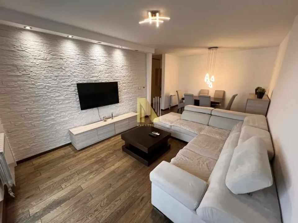 Sale, three bedroom apartment, 86m², Novi Sad, Srbija