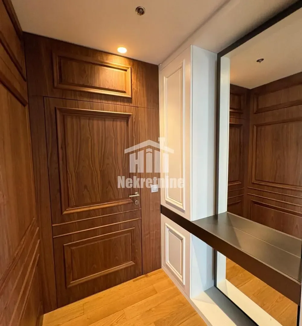 Sale, three bedroom apartment, 95m², Novi Beograd Blok 65, Novi Beograd Sve Podlokacije