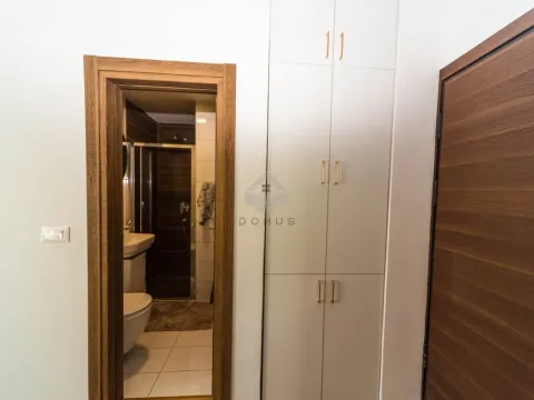 Izdavanje, jednosoban stan, 40m², Tološi, Podgorica - image 8