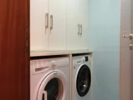 Izdavanje, četvorosoban stan, 178m², City Kvart, Podgorica - image 4