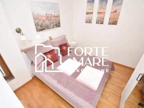 Sale, two bedroom apartment, 88m², Zelenika, Herceg Novi - image 7