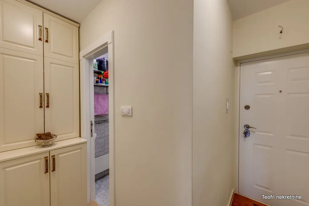 Sale, two bedroom apartment, 50m², Zvezdara, Zvezdara Sve Podlokacije