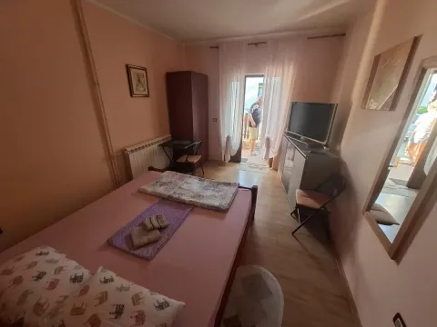 Sale, house, 154m², Banja Vrdnik, Irig - image 11