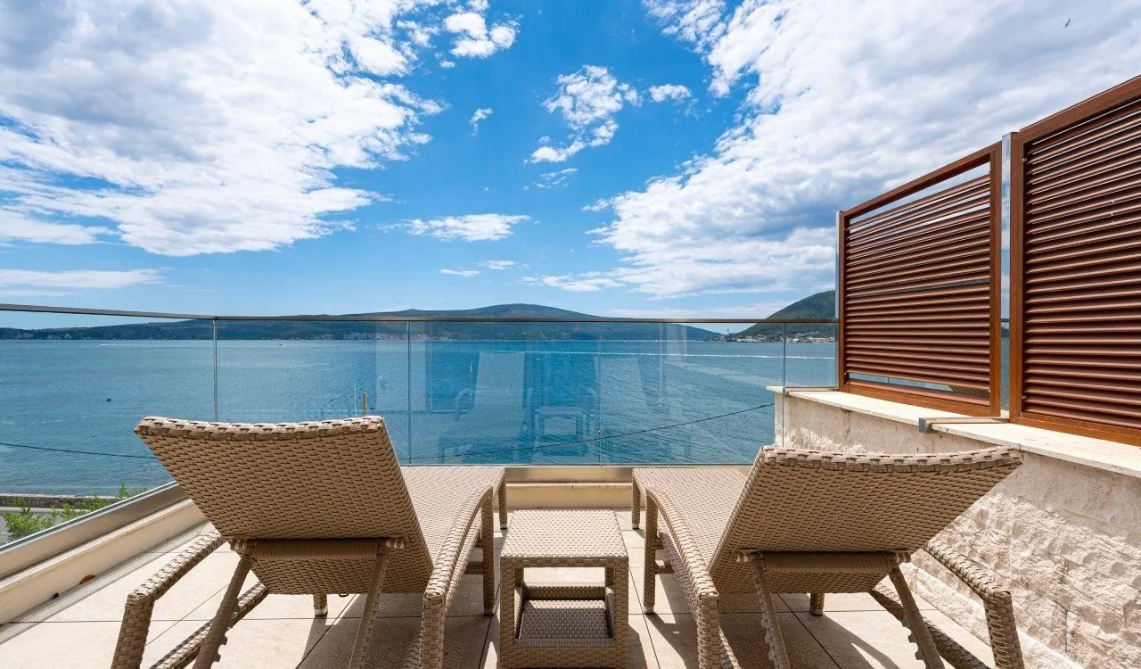 Prodaja, dvosoban stan, 67m², Opatovo, Tivat