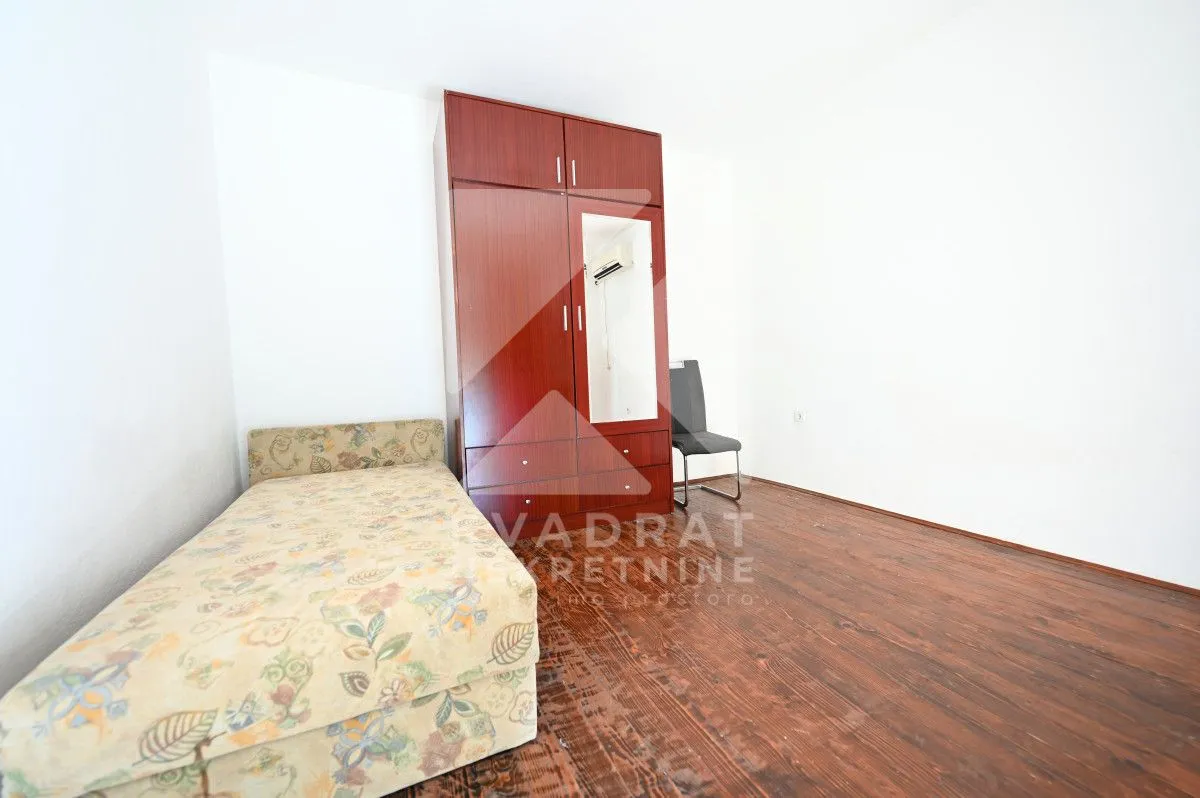 Prodaja, kuća, 101m², Tološka šuma, Podgorica