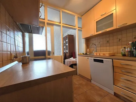 Rent, apartment, 100m², Preko Morače, Podgorica - image 4