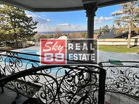 Prodaja, kuća, 380m², Voždovac Sve Podlokacije, Beograd - image 6