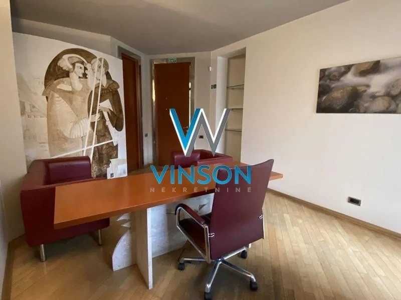 Rent, office space, 254m², Centar, Novi Sad