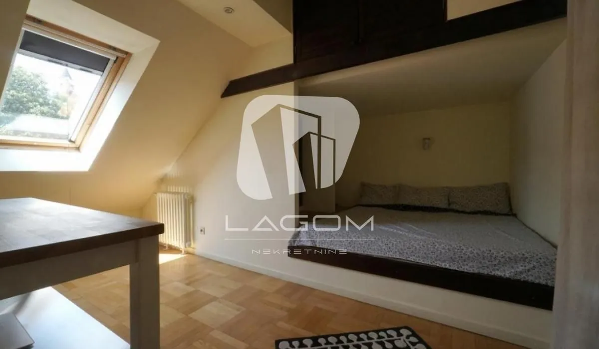 Prodaja, kuća, 418m², Zemun Centar, Zemun Sve Podlokacije