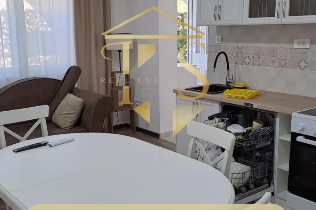 Izdavanje, jednosoban stan, 47m², Centar, Tivat