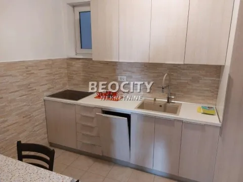 Izdavanje, trosoban stan, 65m², Centar, Novi Sad - image 4