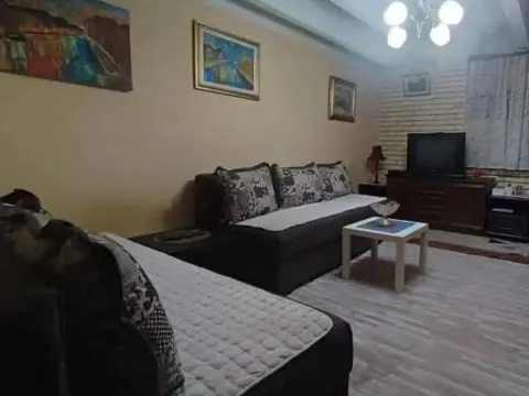 Prodaja, dvosoban stan, 60m², Centar, Podgorica - image 7