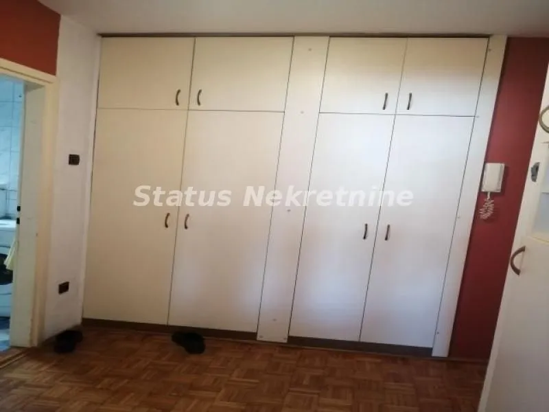 Izdavanje, trosoban stan, 62m², Liman 3, Novi Sad Sve Podlokacije