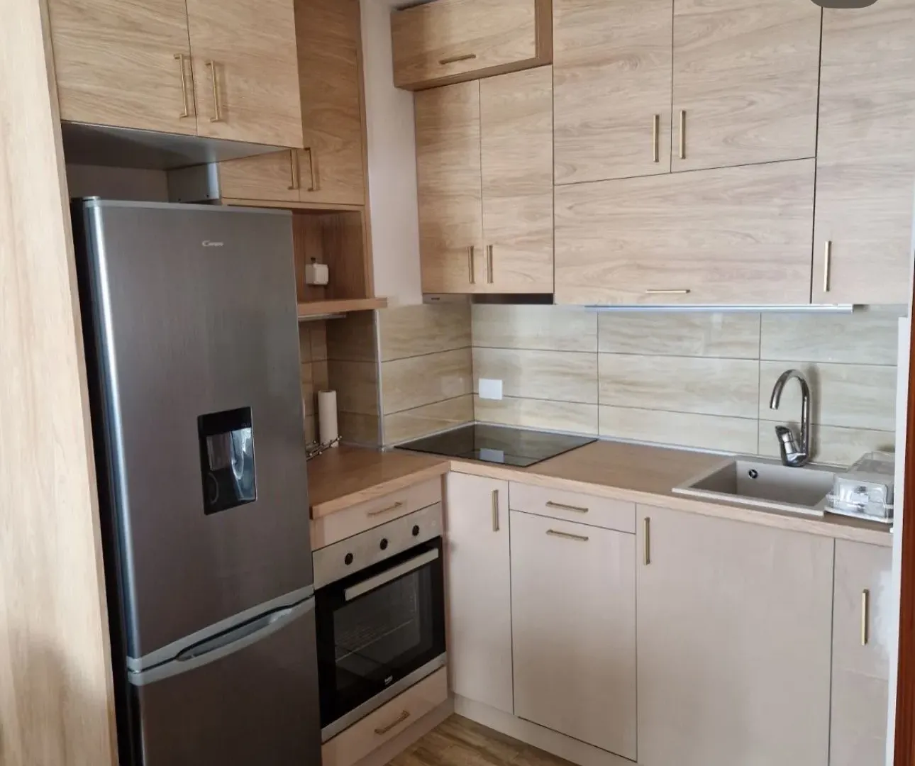 Izdavanje, dvosoban stan, 55m², Krivi Most, Podgorica