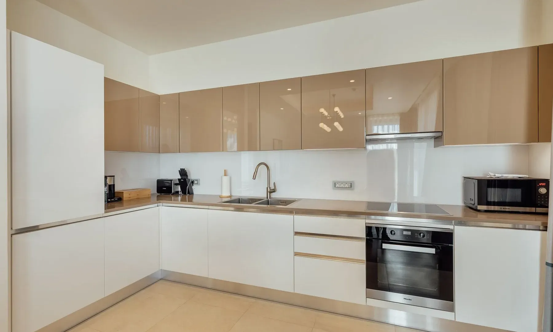 Prodaja, dvosoban stan, 290m², Portonovi, Herceg Novi
