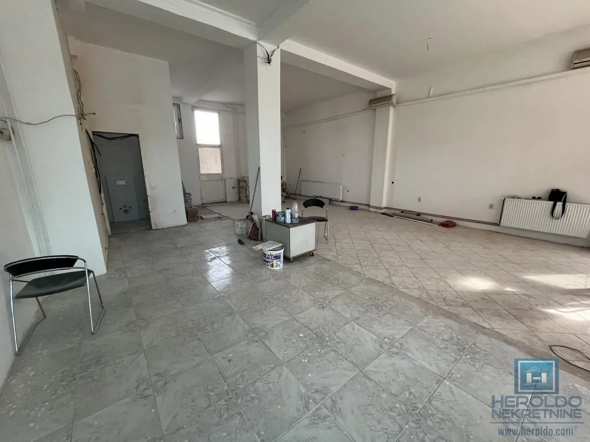 Sale, office space, 65m², Pivara, Jagodina