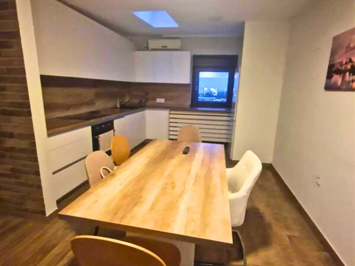 Prodaja, trosoban stan, 123m², Vračar Sve Podlokacije, Beograd