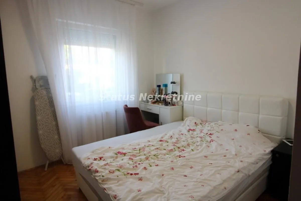 Prodaja, trosoban stan, 55m², Sremska Kamenica, Petrovaradin