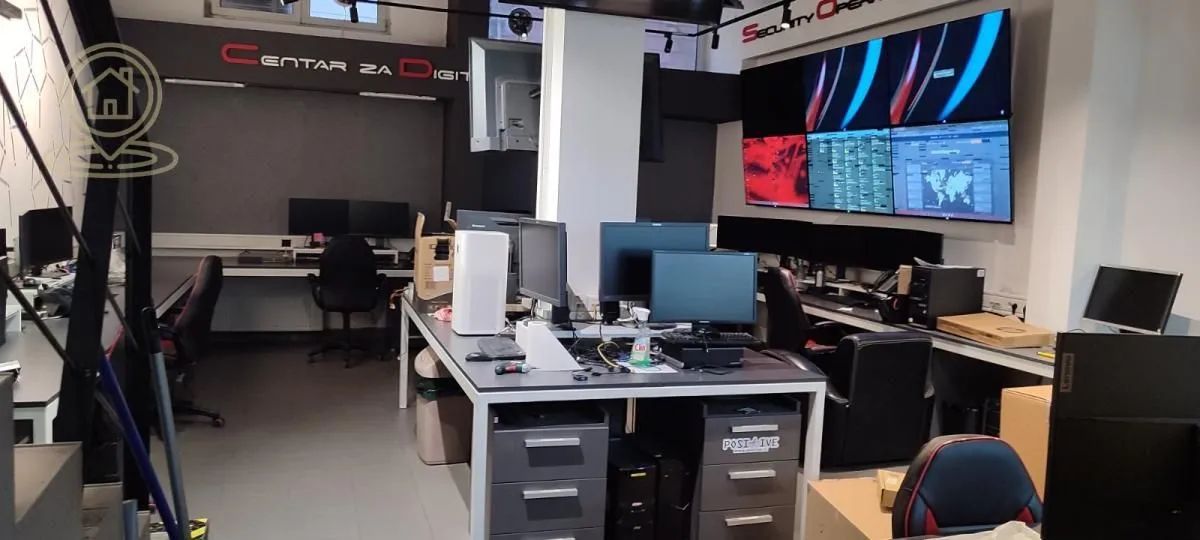 Sale, office space, 274m², Grbavica, Novi Sad Sve Podlokacije