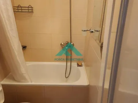 Izdavanje, trosoban stan, 82m², Stari Grad, Beograd - image 17