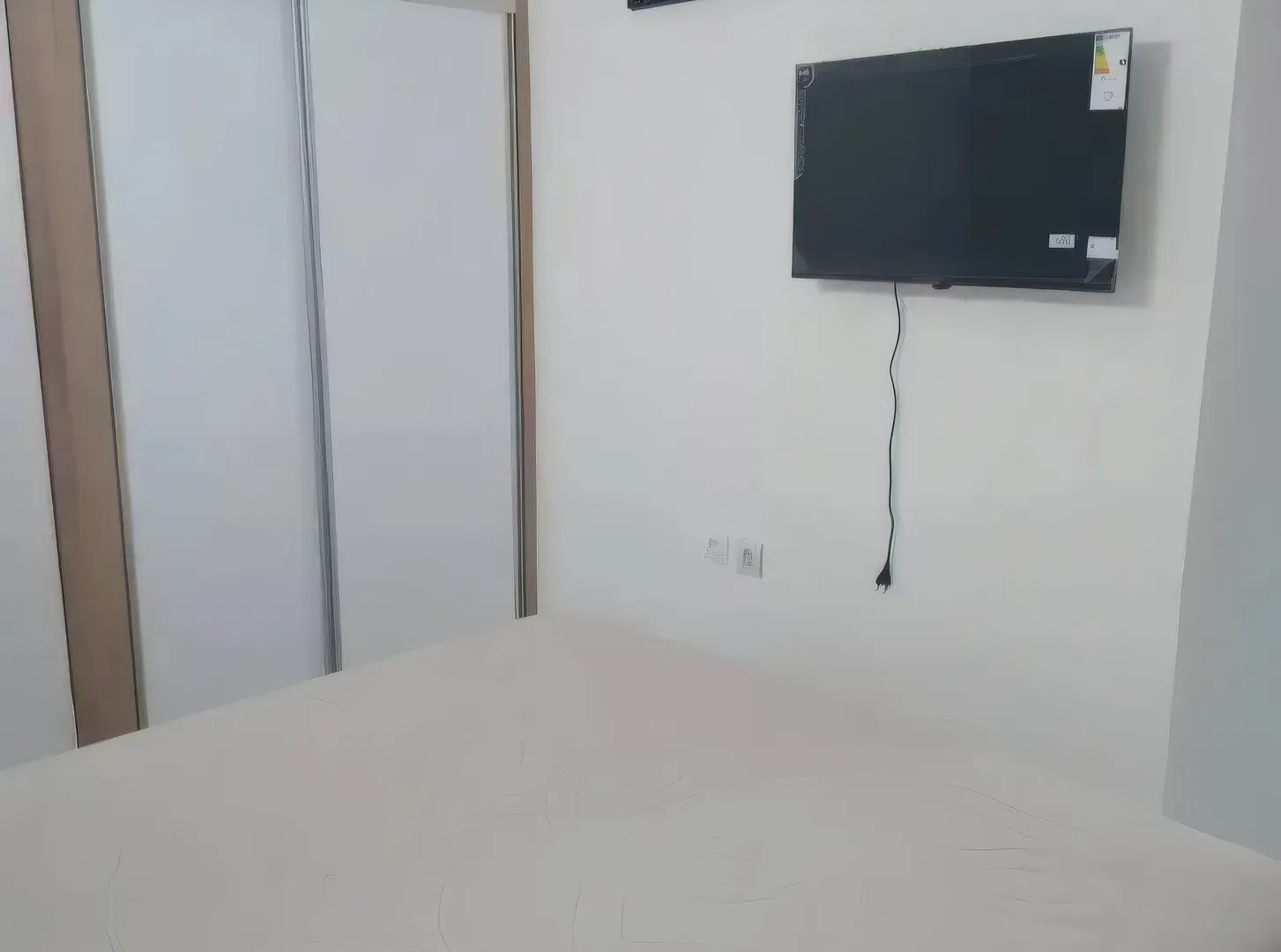 Izdavanje, dvosoban stan, 60m², Centar, Budva